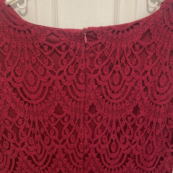 Women’s dress - Picture 4 of 5